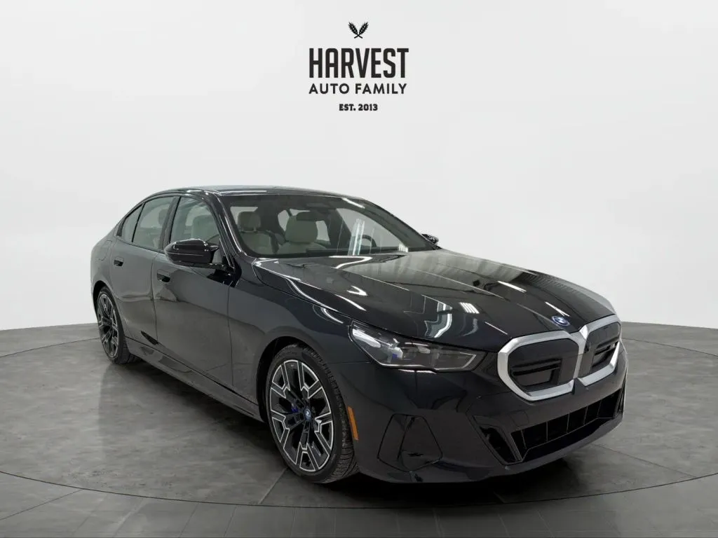 BMW i5 photo 10