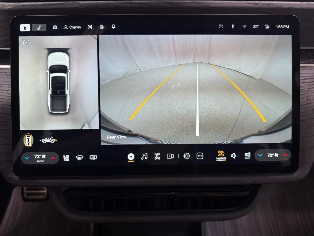 Rivian R1T photo 23