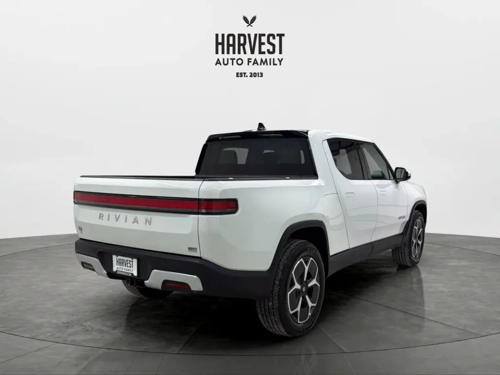 Rivian R1T photo 6