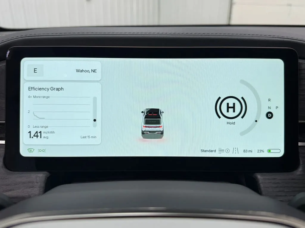 Rivian R1T photo 21