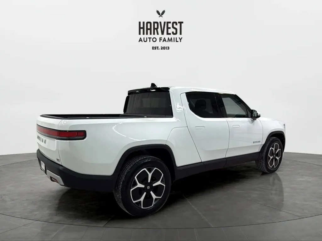 Rivian R1T photo 7