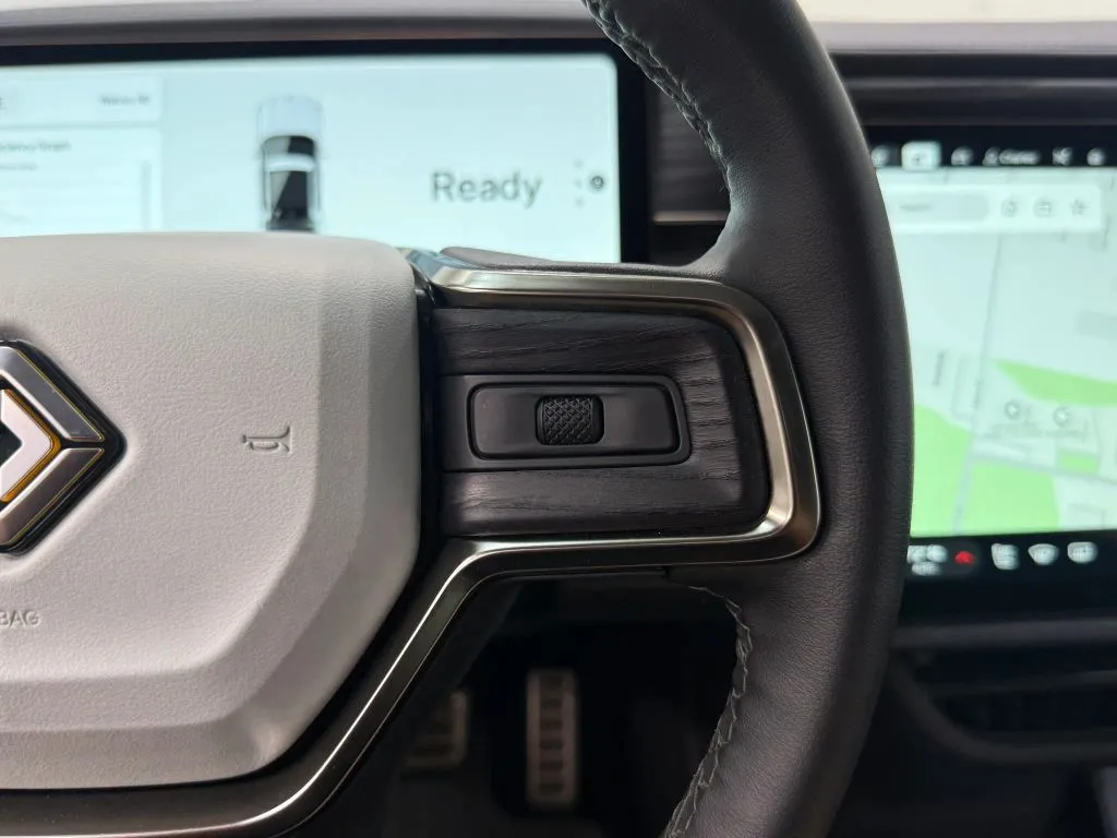 Rivian R1T photo 29
