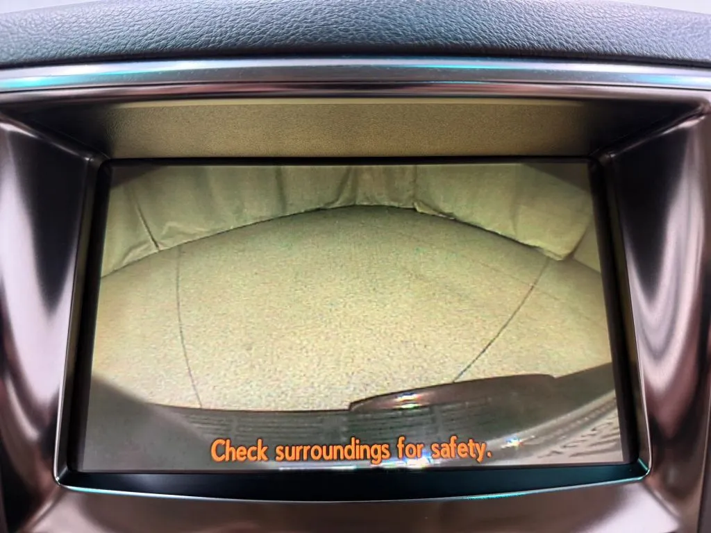 Lexus LX photo 27