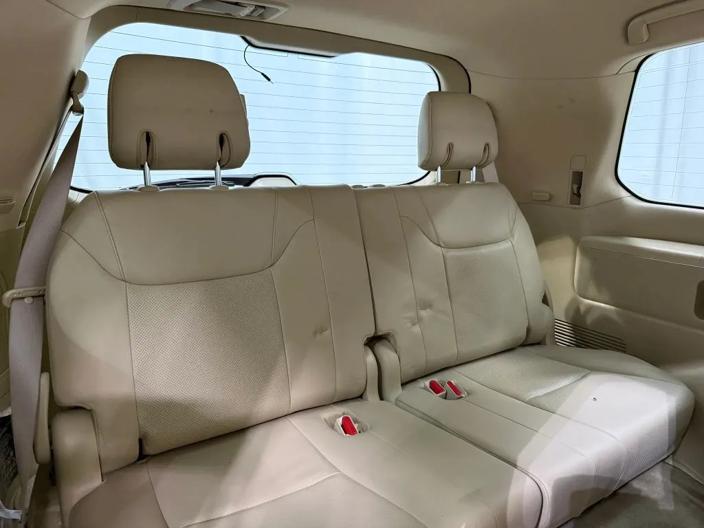 Lexus LX photo 19