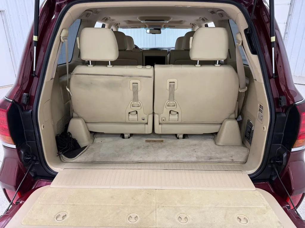 Lexus LX photo 18