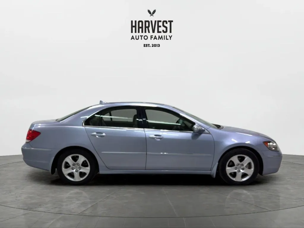 Acura RL photo 8