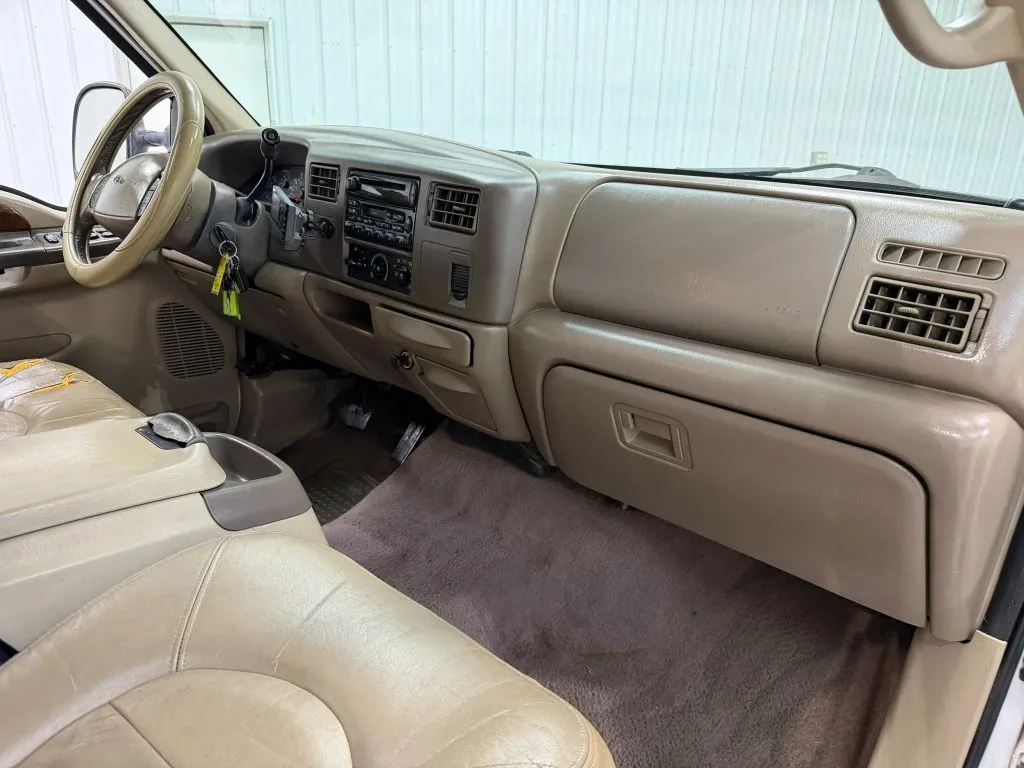 Ford F-250 photo 14