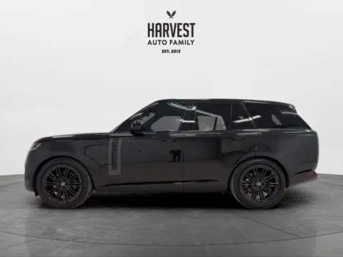 Photos of 2023 Land Rover Range Rover P530 SE Sport Utility 4D for sale in Wahoo, NE at Harvest Auto Family