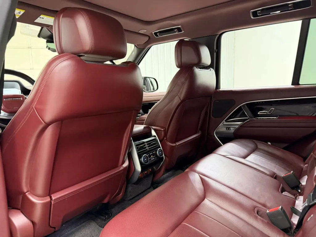 Land Rover Range Rover photo 17