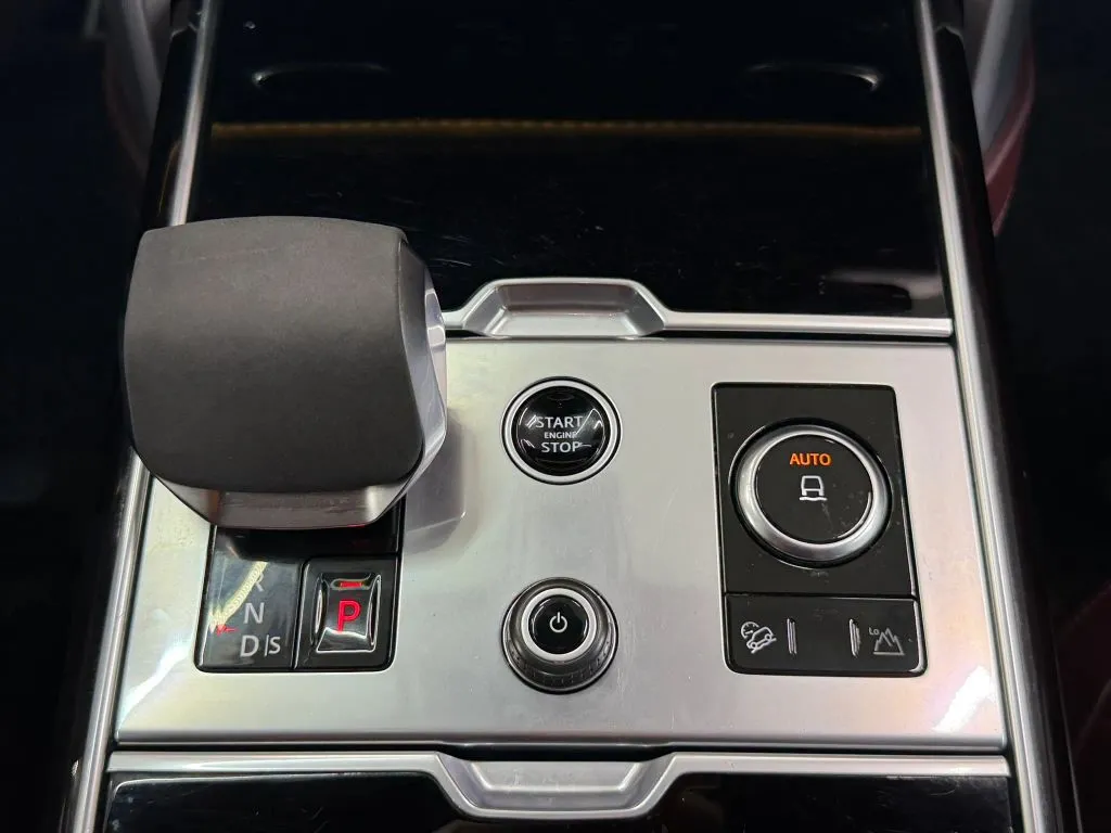Land Rover Range Rover photo 33
