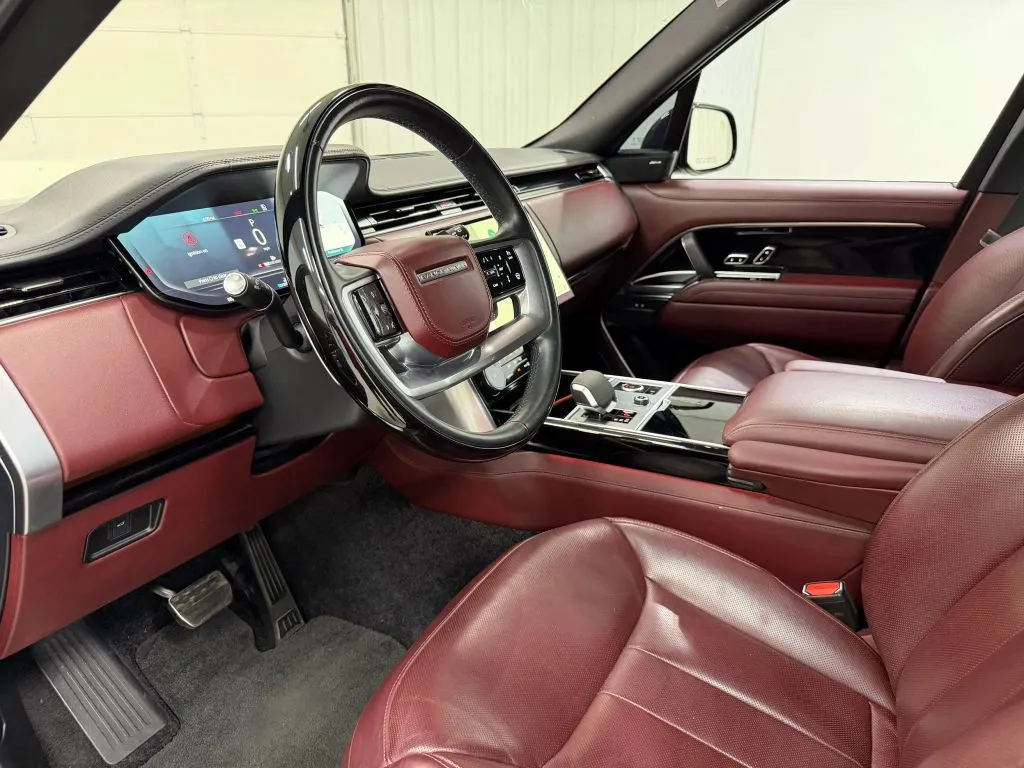 Land Rover Range Rover photo 12
