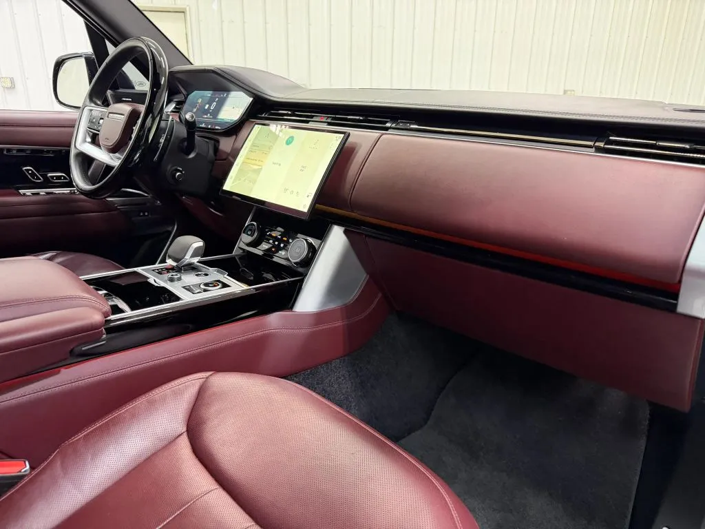 Land Rover Range Rover photo 14