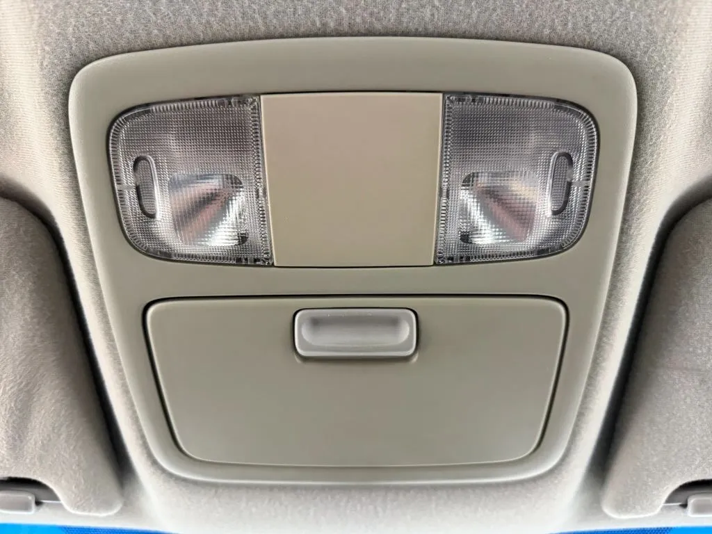 Toyota Camry photo 23