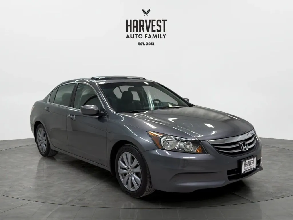 Honda Accord photo 10