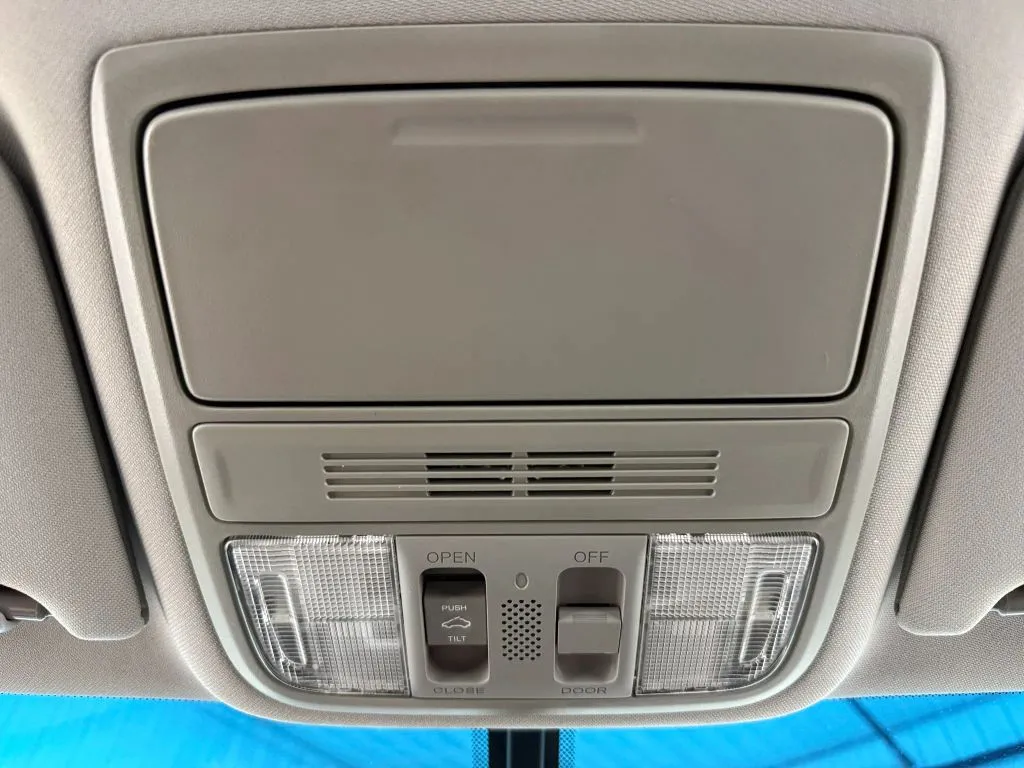 Honda Accord photo 26