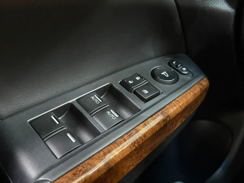 Honda Accord photo 25