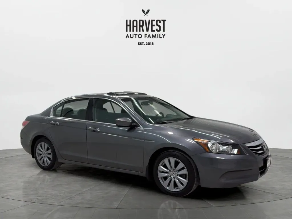 Honda Accord photo 9