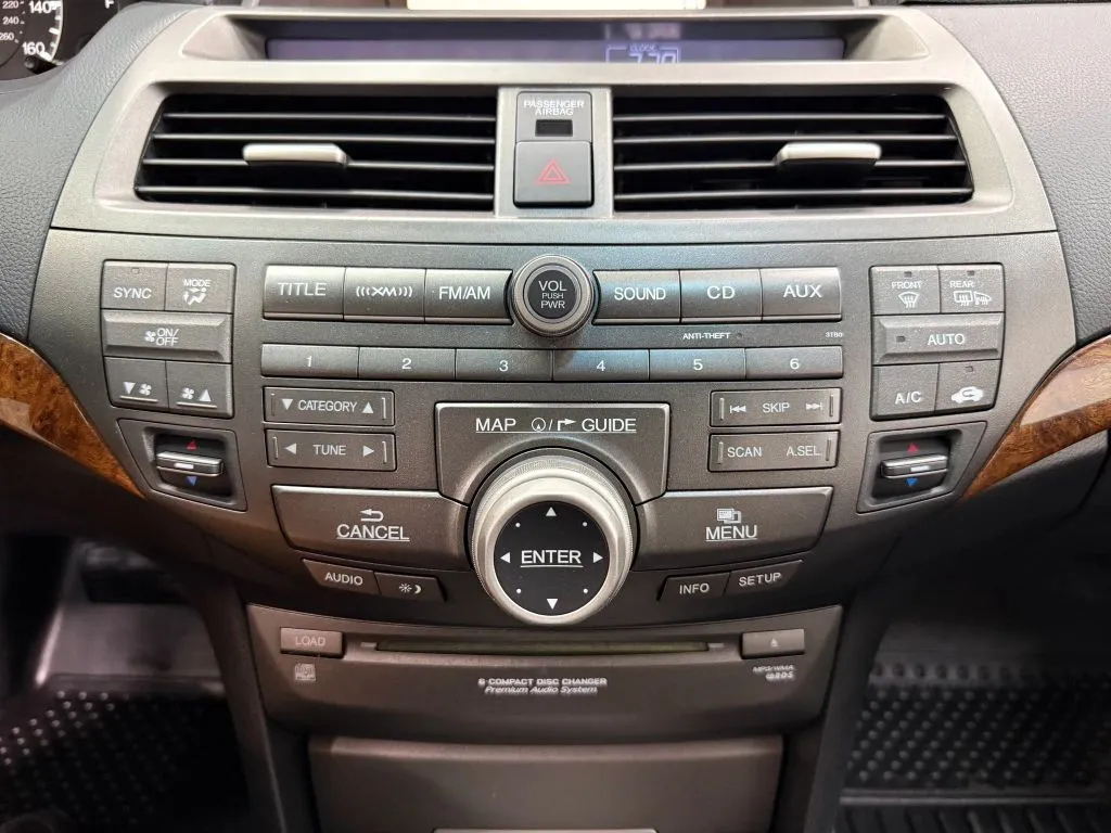 Honda Accord photo 24