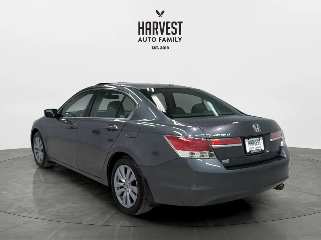 Honda Accord photo 4