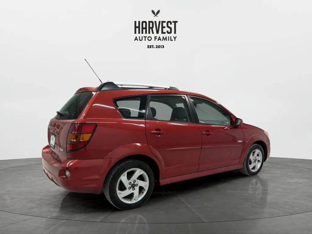 Pontiac Vibe photo 7