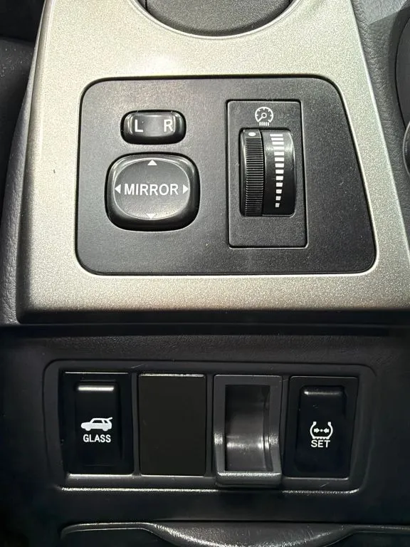 Pontiac Vibe photo 23