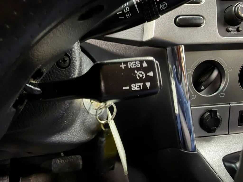 Pontiac Vibe photo 26