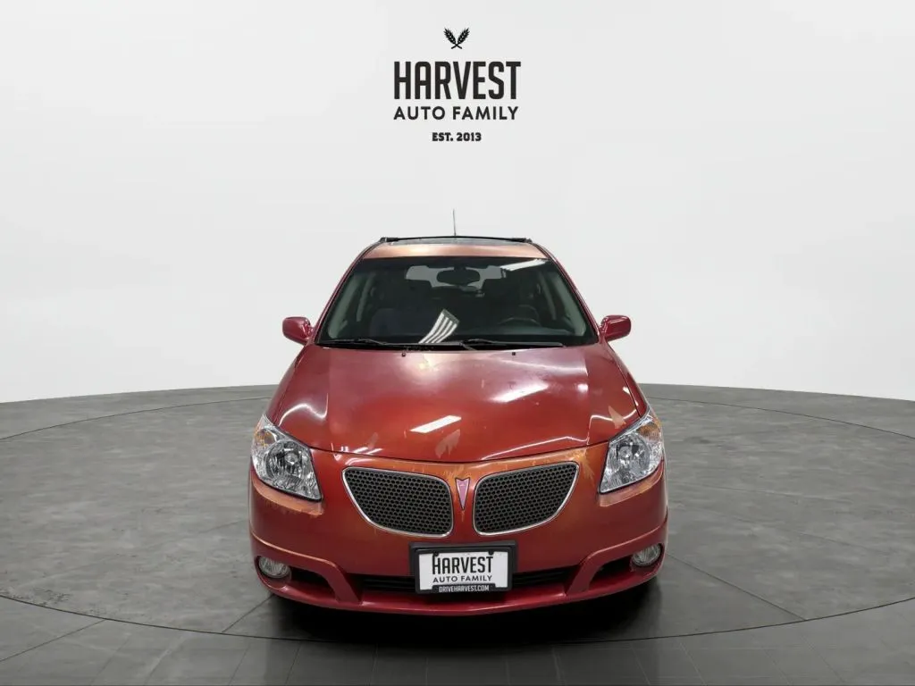 Pontiac Vibe photo 11