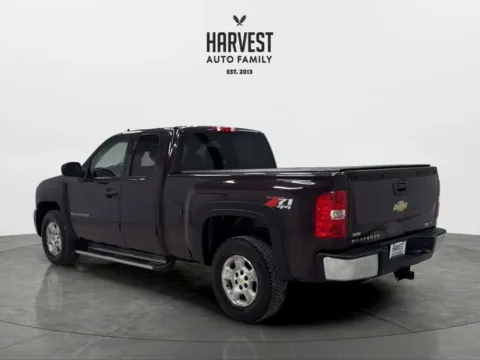 More photos of 2008 Chevrolet Silverado 1500 Extended Cab LT Pickup 4D 6 1/2 ft at Harvest Auto Family, NE
