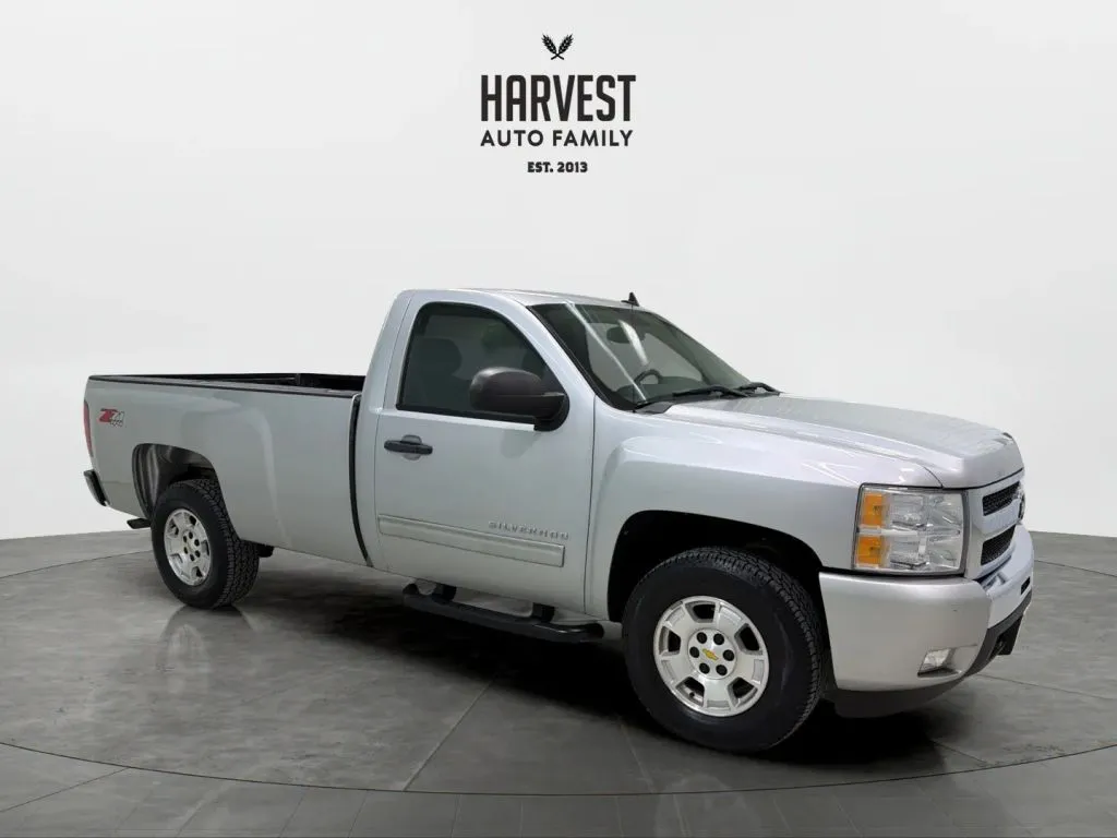 Chevrolet Silverado photo 8