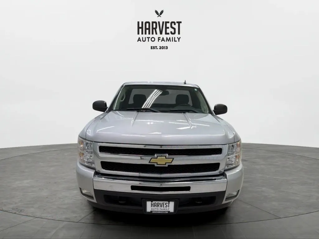 Chevrolet Silverado photo 10