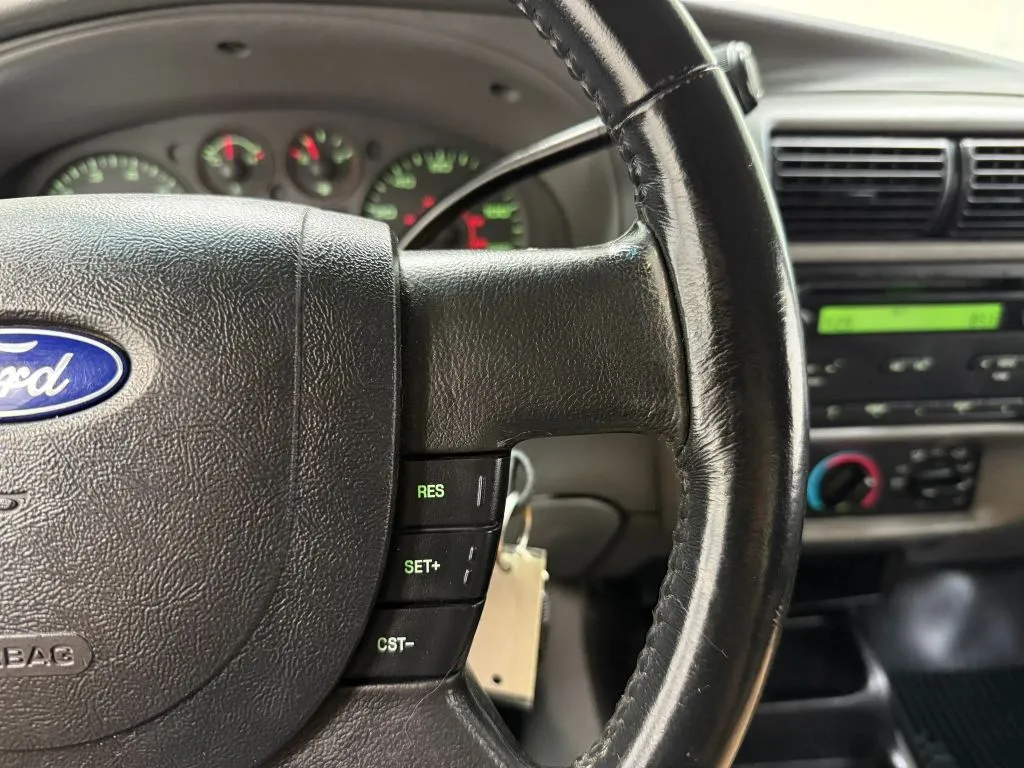 Ford Ranger photo 26