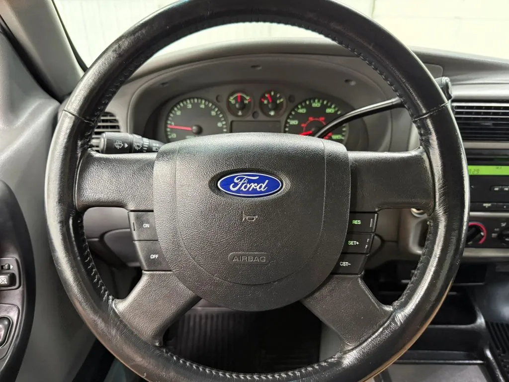 Ford Ranger photo 19