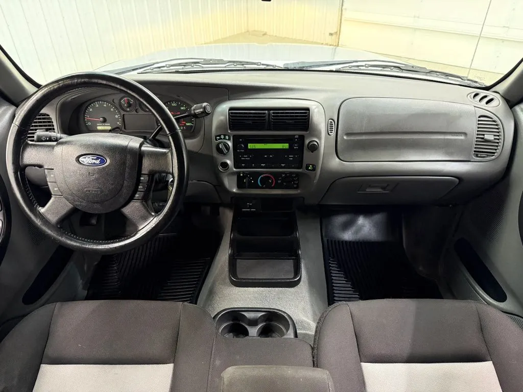Ford Ranger photo 13