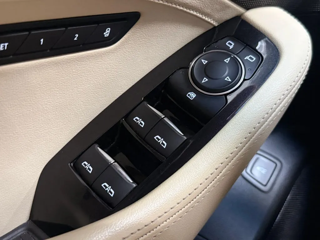 Cadillac CT5 photo 25