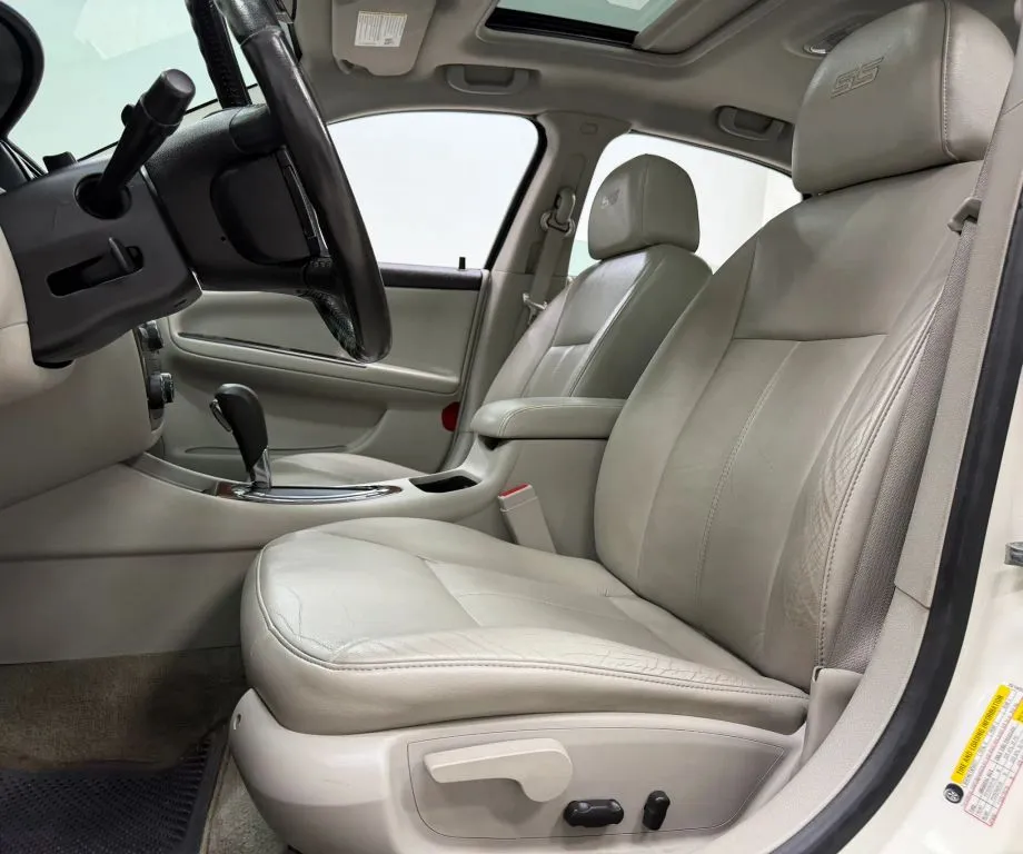 Chevrolet Impala photo 15