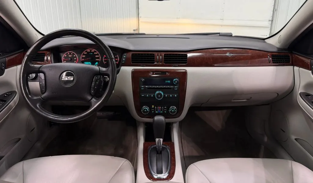 Chevrolet Impala photo 13