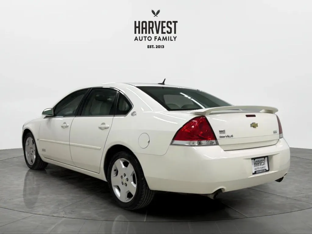 Chevrolet Impala photo 4