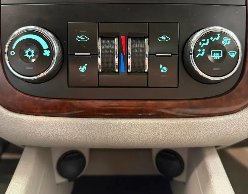 Chevrolet Impala photo 23