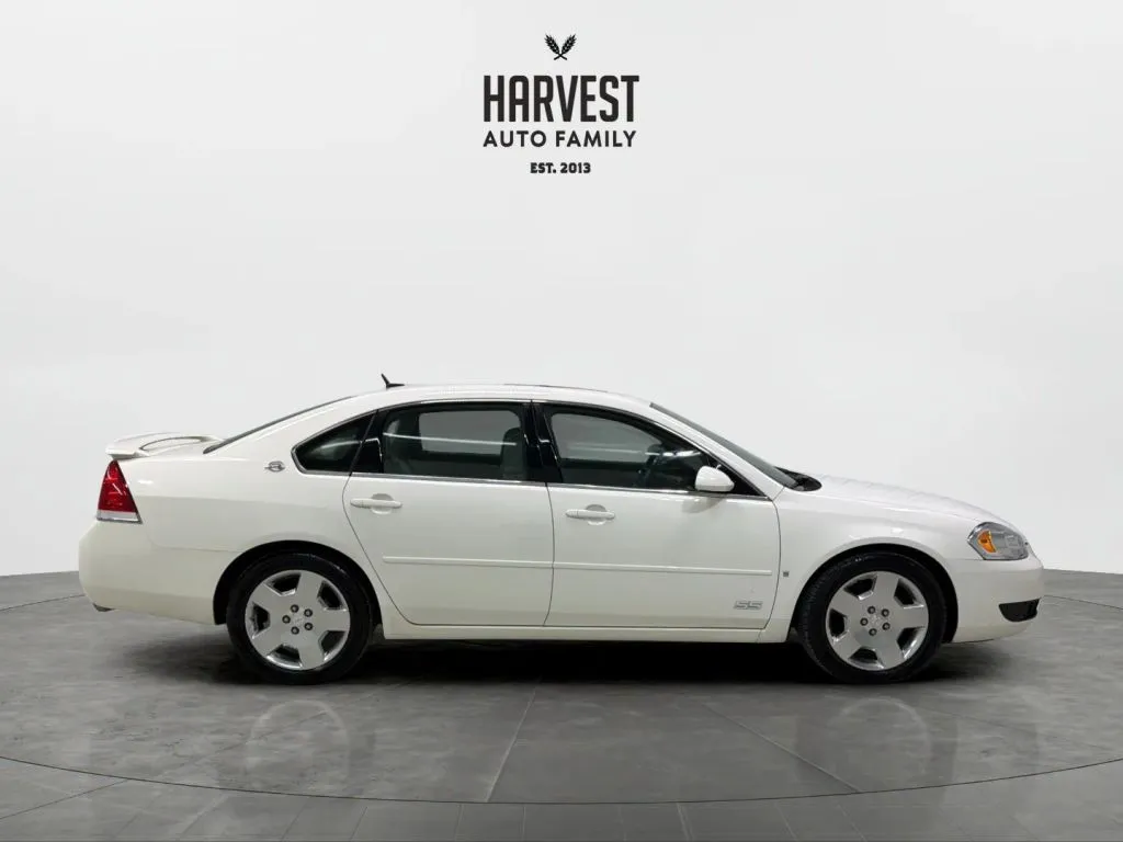Chevrolet Impala photo 8