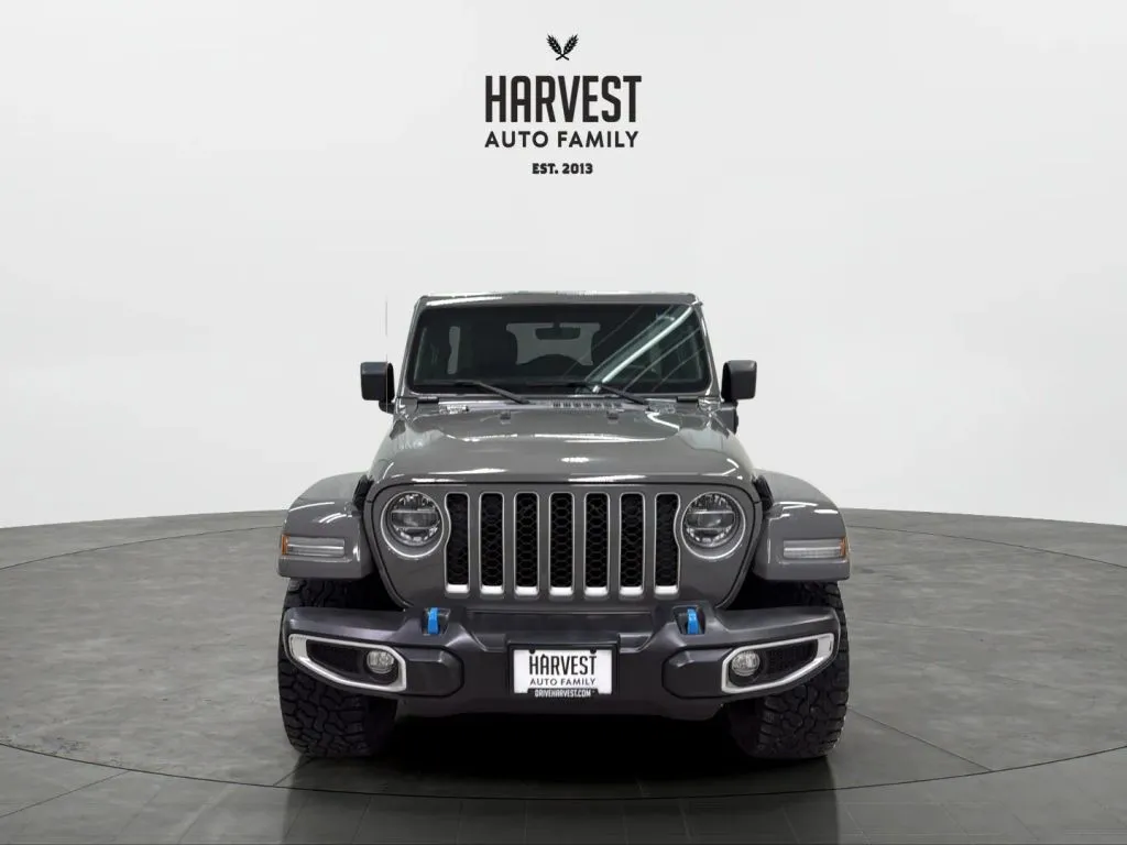 Jeep Wrangler photo 11