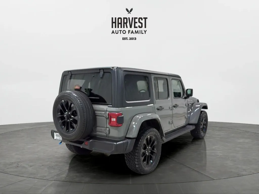 Jeep Wrangler photo 6