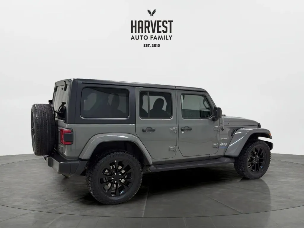 Jeep Wrangler photo 7