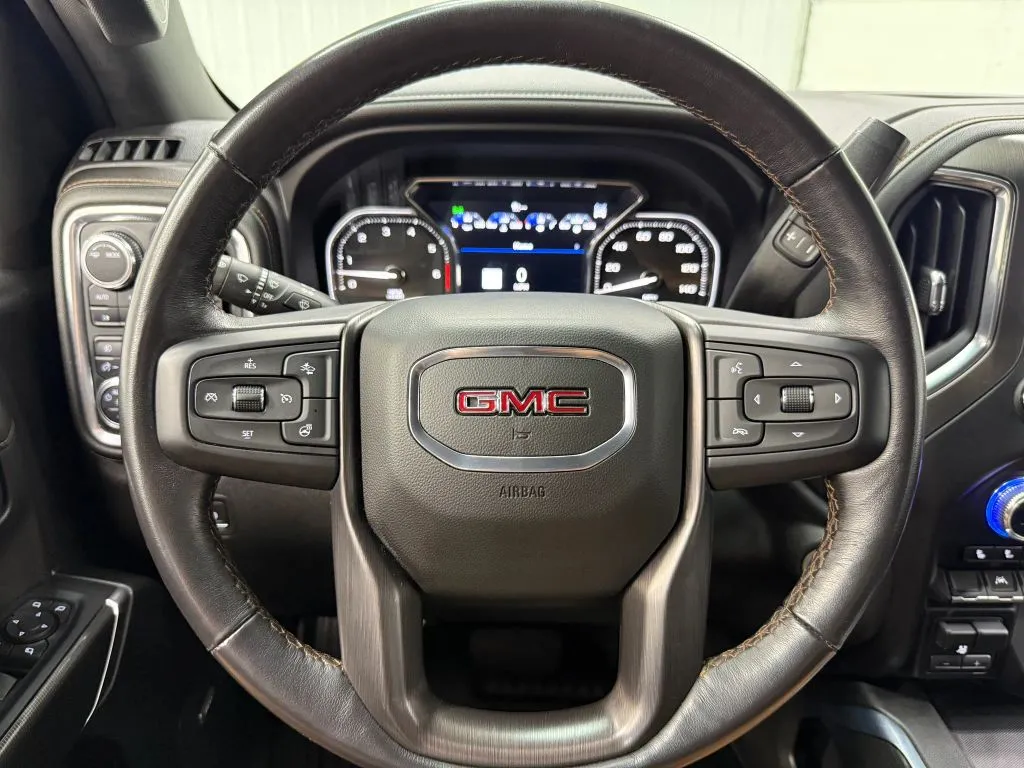 GMC Sierra photo 19