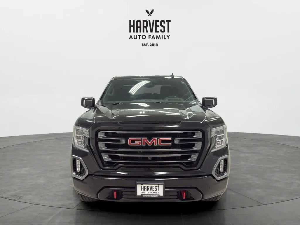 GMC Sierra photo 11