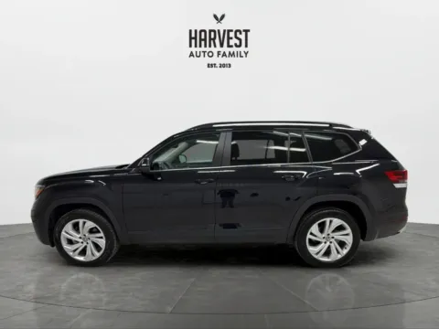 Photos of 2023 Volkswagen Atlas SE 4MOTION w/Tech Pkg Sport Utility 4D for sale in Wahoo, NE at Harvest Auto Family