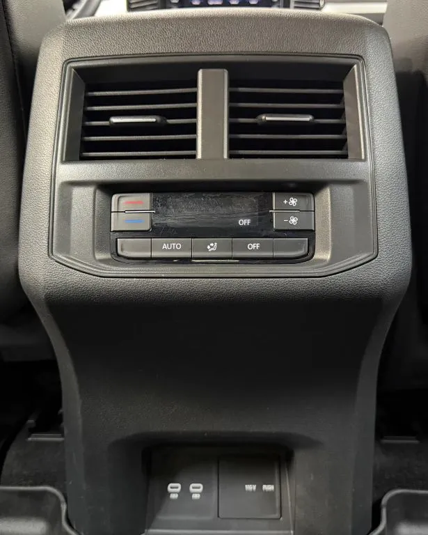 Volkswagen Atlas photo 22