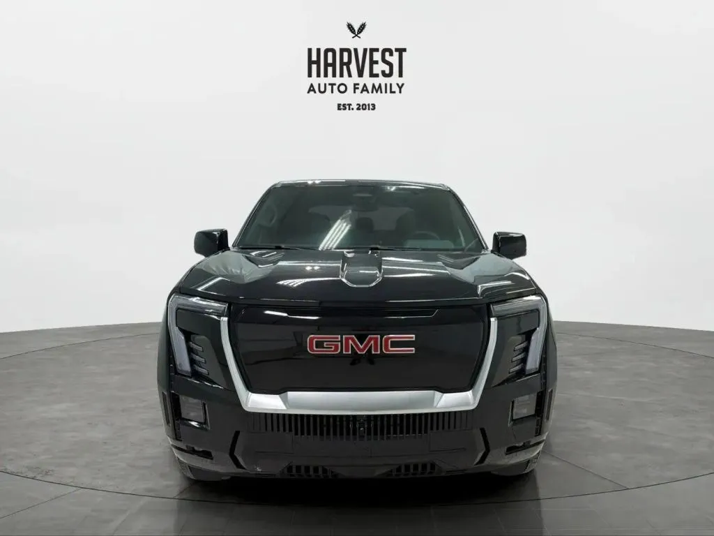 GMC Sierra photo 11