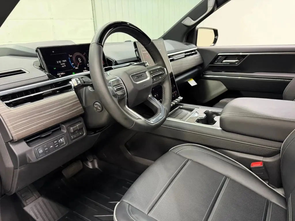 GMC Sierra photo 12