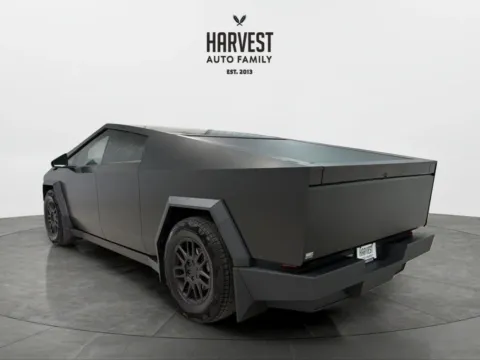 More photos of 2024 Tesla Cybertruck All-Wheel Drive Pickup 4D 6 ft at Harvest Auto Family, NE