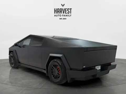 More photos of 2024 Tesla Cybertruck All-Wheel Drive Pickup 4D 6 ft at Harvest Auto Family, NE